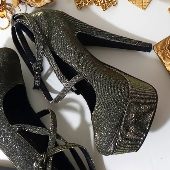 "OFFICE London" Shimmery Crisscross Strappy Round Toe Party Festive Heels - Picture 2 of 12